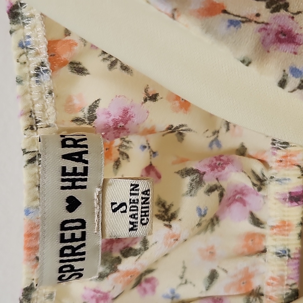 SEXY LITTLE DRESS...CUT OUT BACK SIZE S - Picture 3 of 8